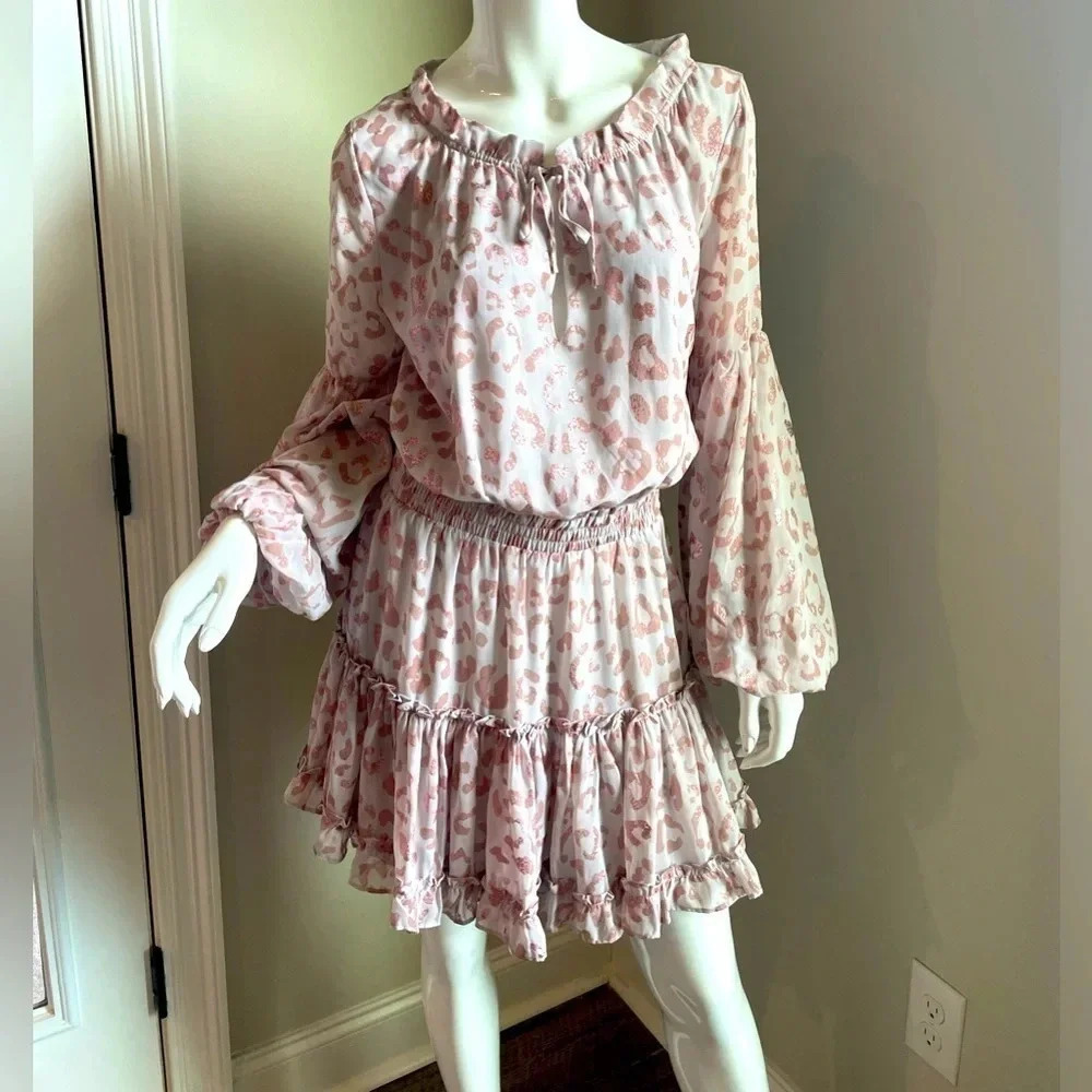 Buddy Love Zozo Summer Dress in Rose Gold size medium